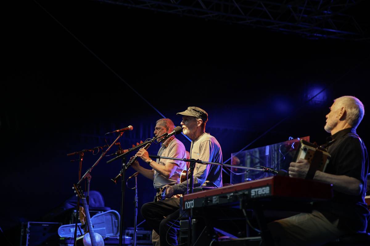 Koncert Bratrů Ebenů a Jiřího Schmitzera v Praze nepostrádal humor a grácii