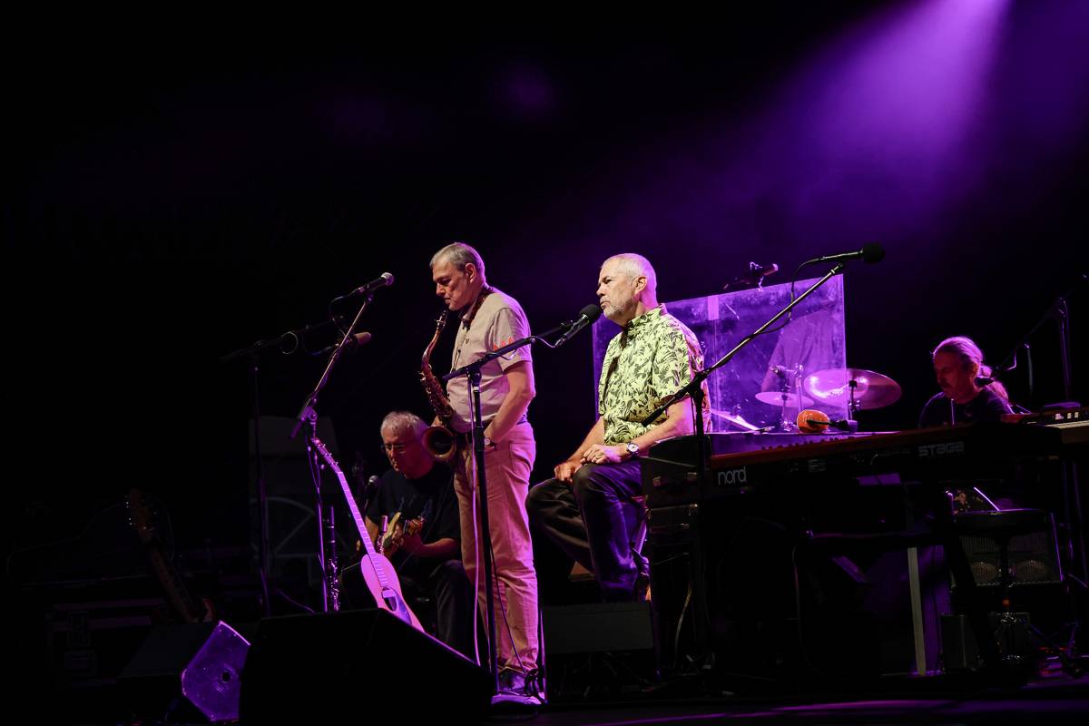 Koncert Bratrů Ebenů a Jiřího Schmitzera v Praze nepostrádal humor a grácii