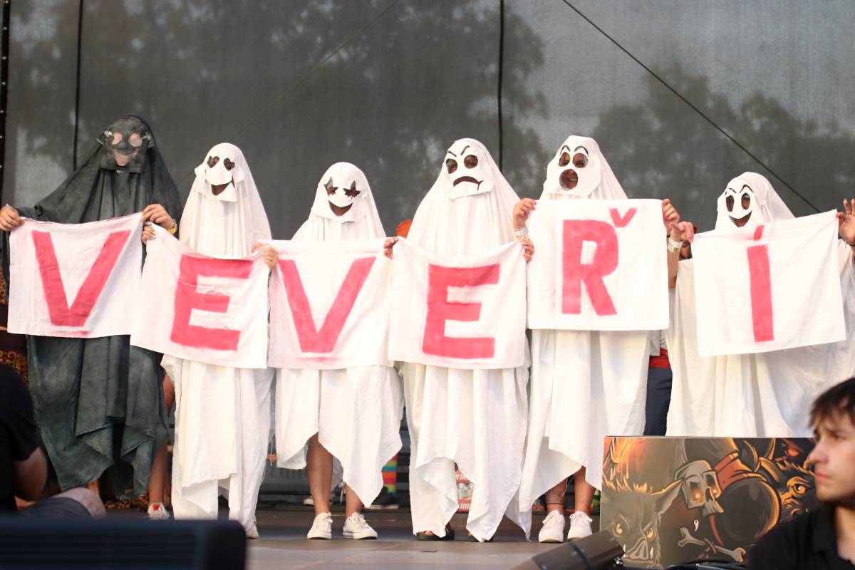 Hrady CZ se přesunuly na Moravu. Na Veveří zahráli Mig 21, Imodium i Horkýže Slíže