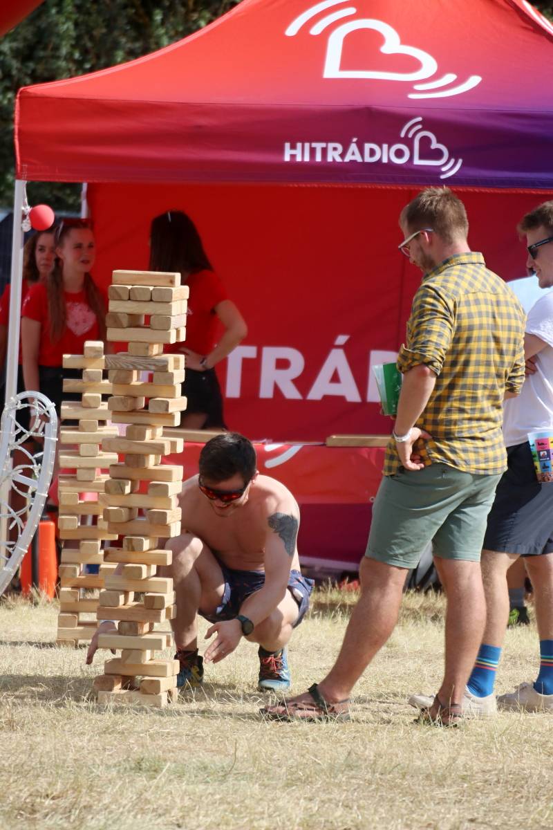 Druhý den Hradů CZ na Veveří: Lucie se loučila s Davidem Kollerem, Chinaski slavili třicet let a zastavil se i Čechomor