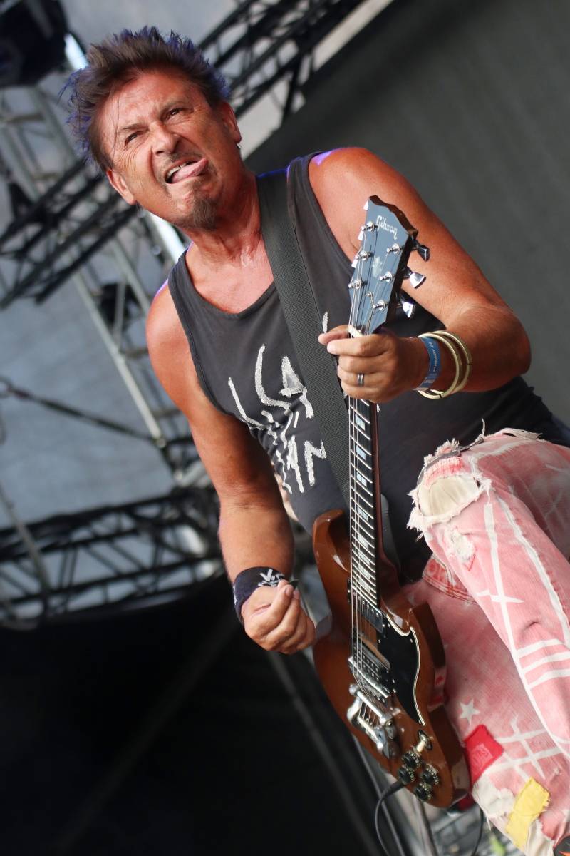 Druhý den Hradů CZ na Veveří: Lucie se loučila s Davidem Kollerem, Chinaski slavili třicet let a zastavil se i Čechomor