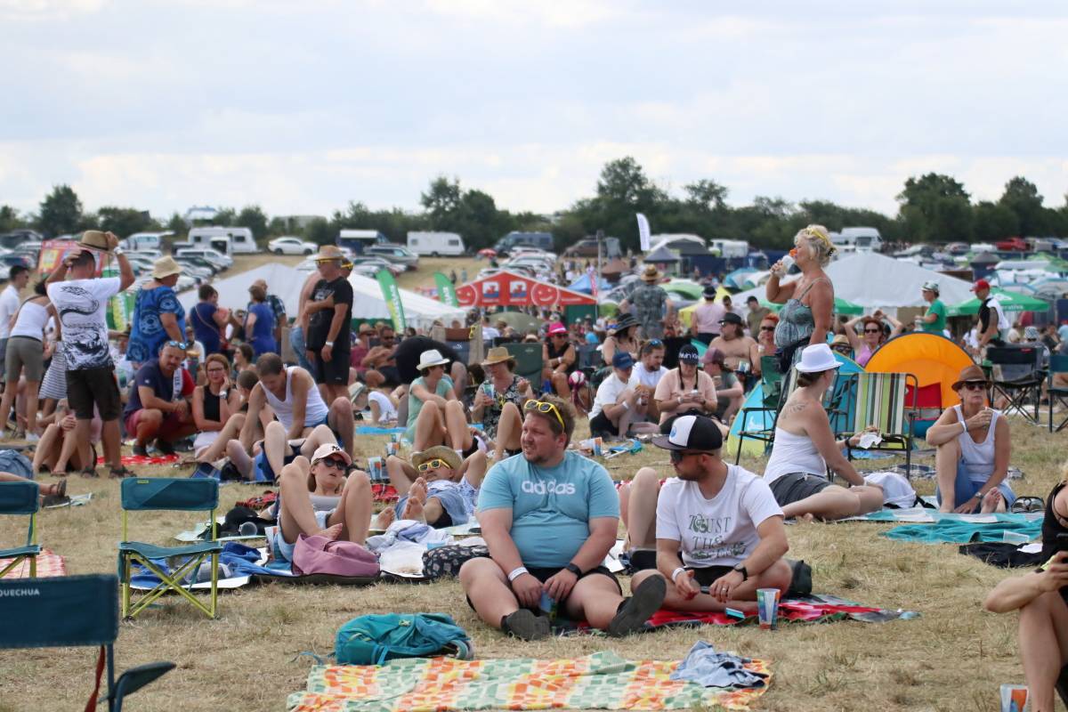 Druhý den Hradů CZ na Veveří: Lucie se loučila s Davidem Kollerem, Chinaski slavili třicet let a zastavil se i Čechomor