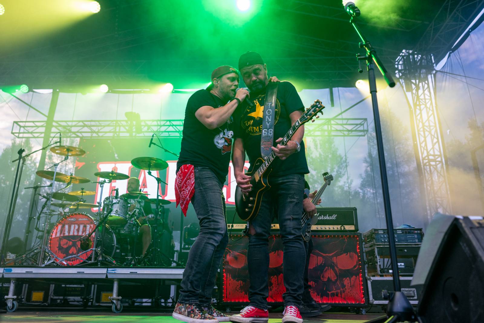 Keltská noc: Pod skokanskými můstky v Harrachově řádili Tři sestry, Harlej, Vypsaná fiXa i Trautenberk