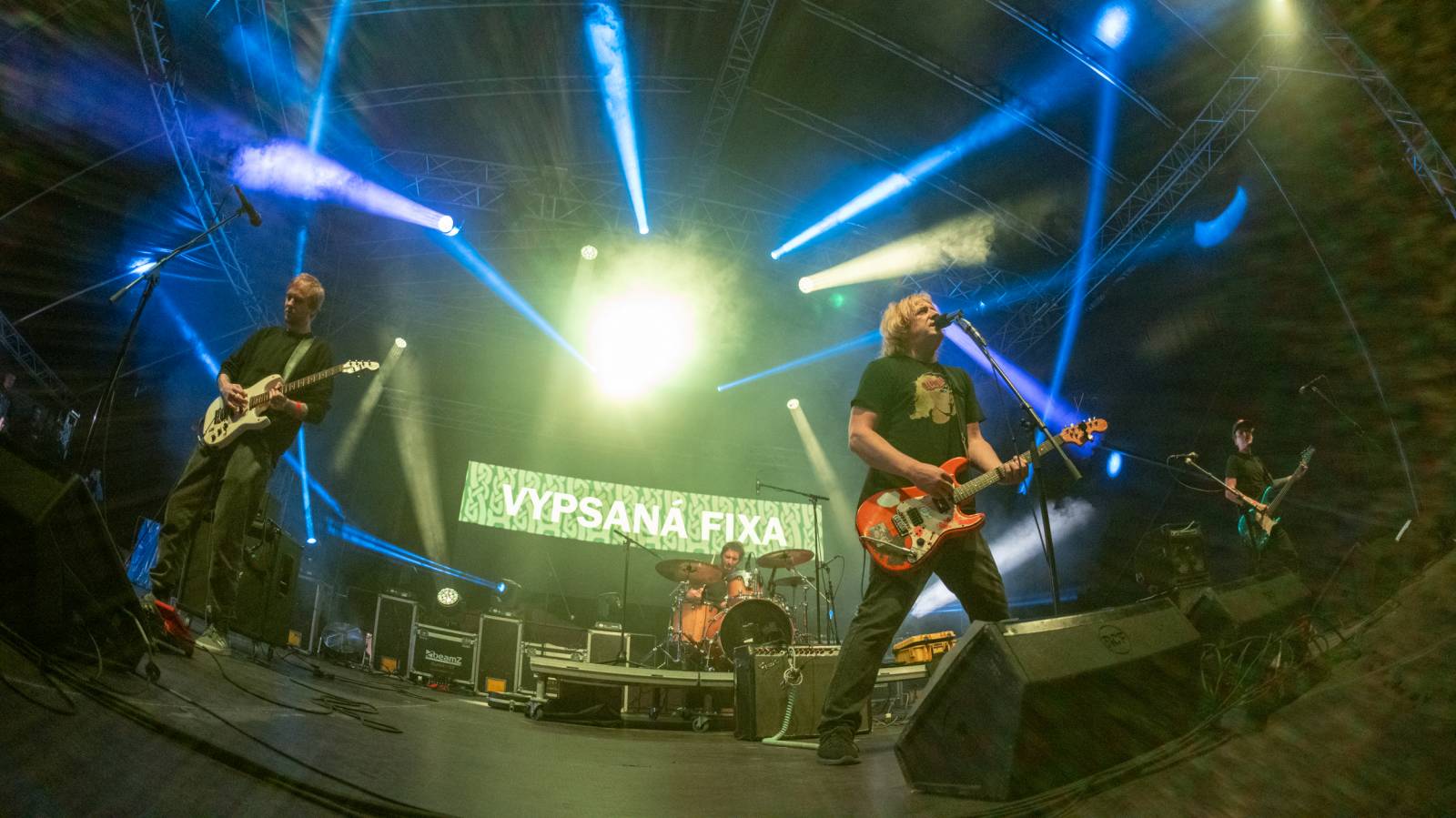 Keltská noc: Pod skokanskými můstky v Harrachově řádili Tři sestry, Harlej, Vypsaná fiXa i Trautenberk