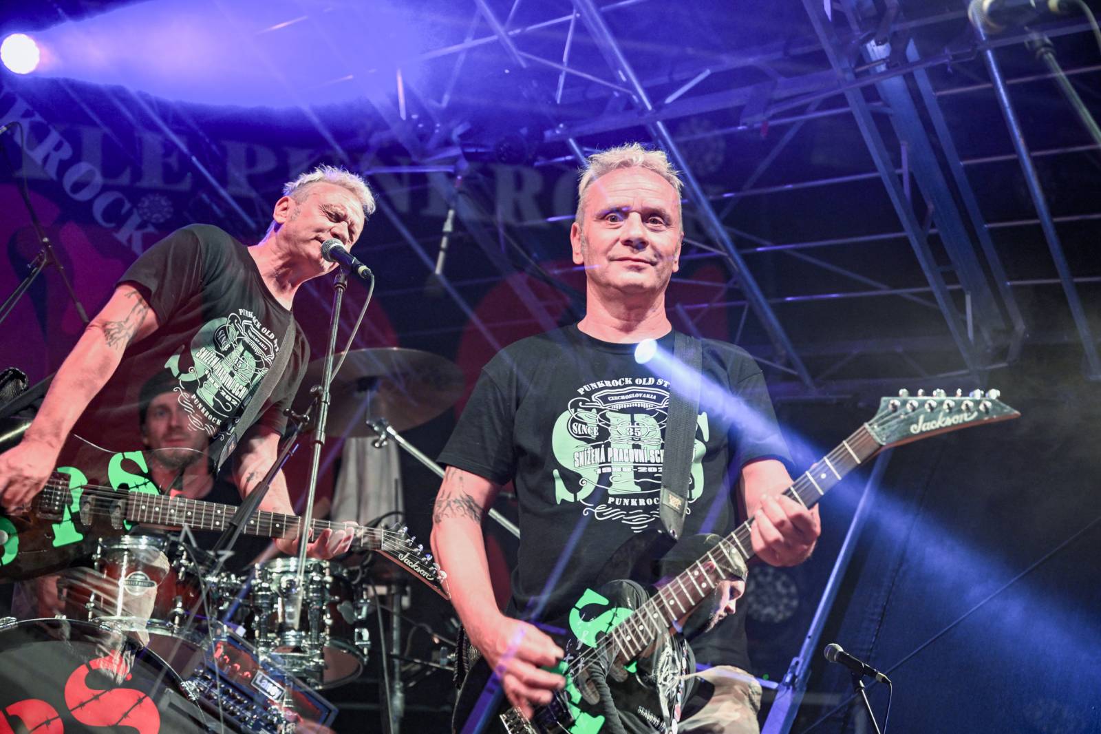 Keltská noc: Pod skokanskými můstky v Harrachově řádili Tři sestry, Harlej, Vypsaná fiXa i Trautenberk