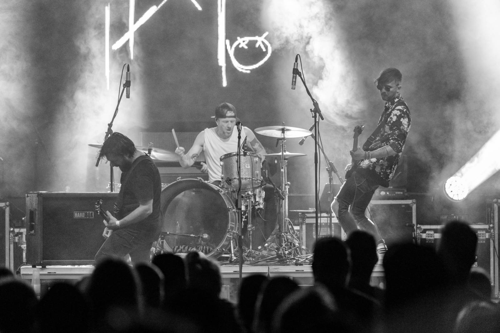 Keltská noc: Pod skokanskými můstky v Harrachově řádili Tři sestry, Harlej, Vypsaná fiXa i Trautenberk