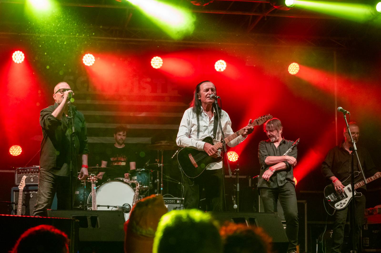 Keltská noc: Pod skokanskými můstky v Harrachově řádili Tři sestry, Harlej, Vypsaná fiXa i Trautenberk