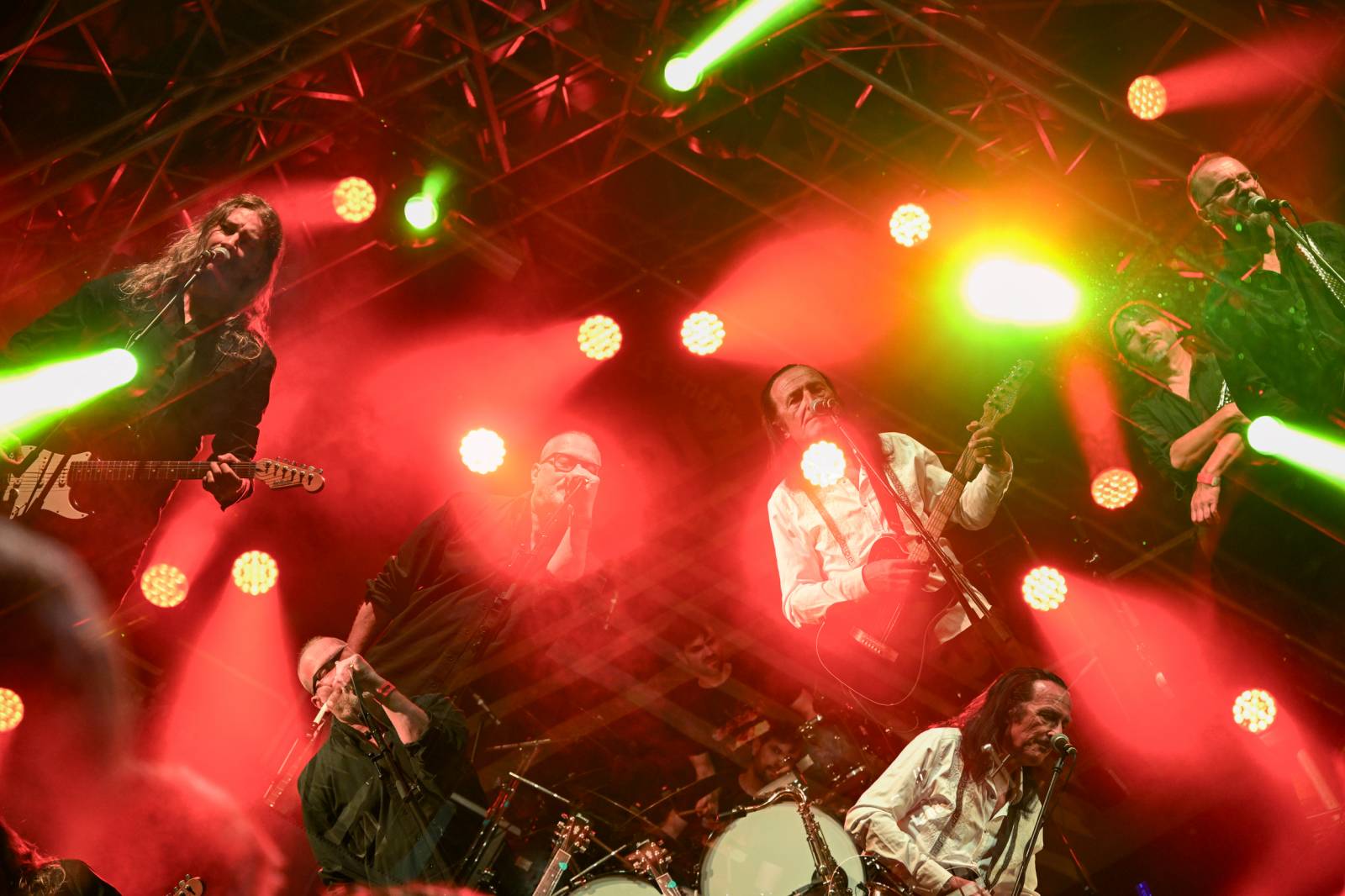 Keltská noc: Pod skokanskými můstky v Harrachově řádili Tři sestry, Harlej, Vypsaná fiXa i Trautenberk