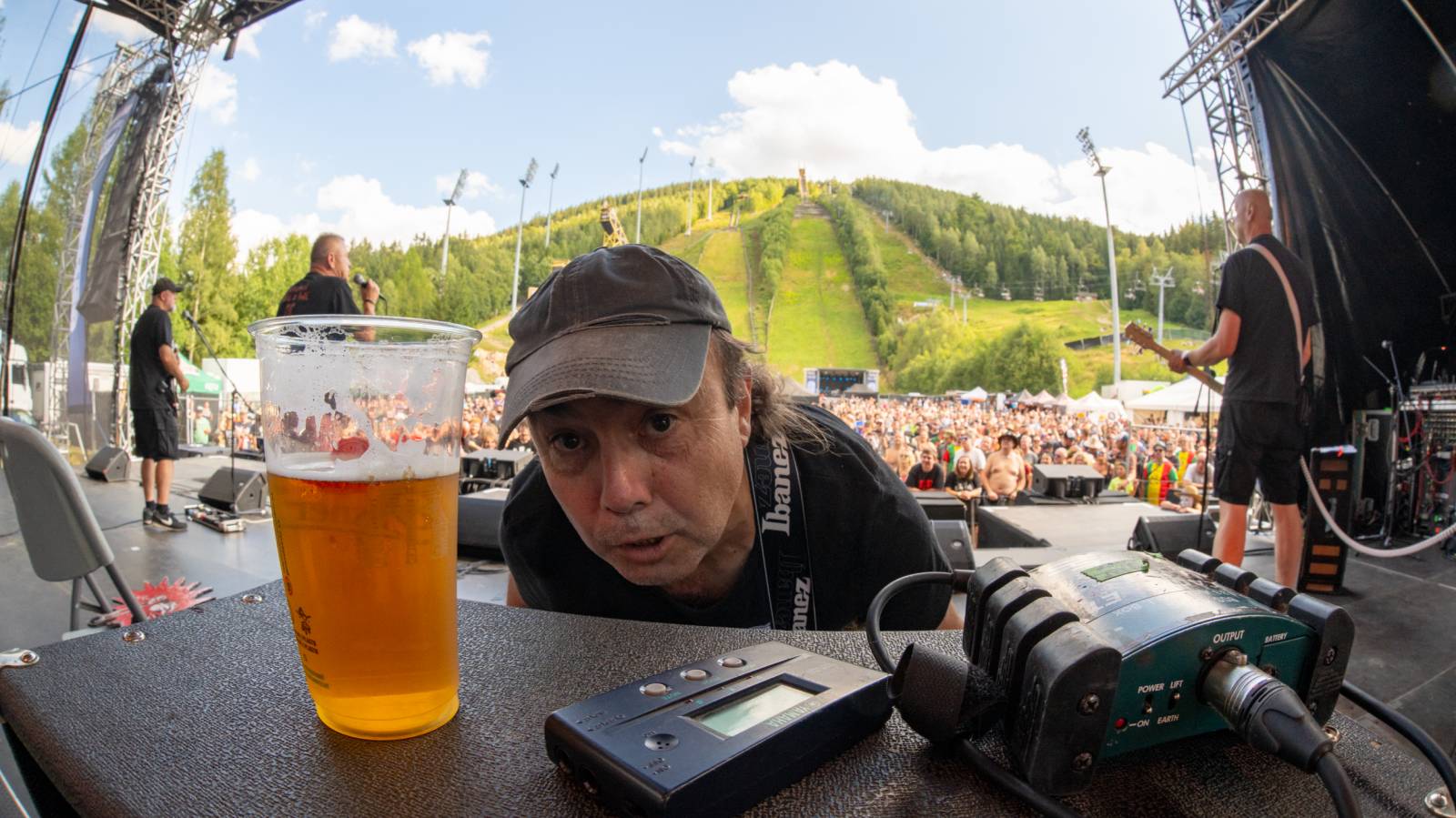 Keltská noc: Pod skokanskými můstky v Harrachově řádili Tři sestry, Harlej, Vypsaná fiXa i Trautenberk