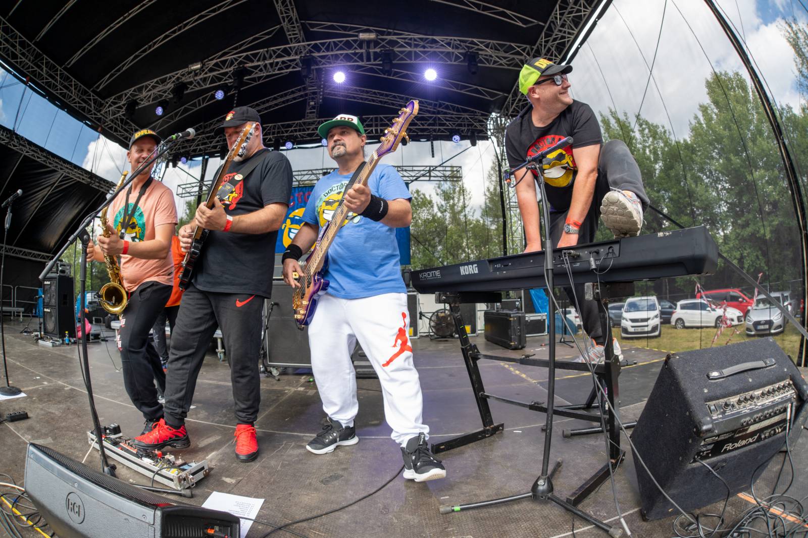 Keltská noc: Pod skokanskými můstky v Harrachově řádili Tři sestry, Harlej, Vypsaná fiXa i Trautenberk