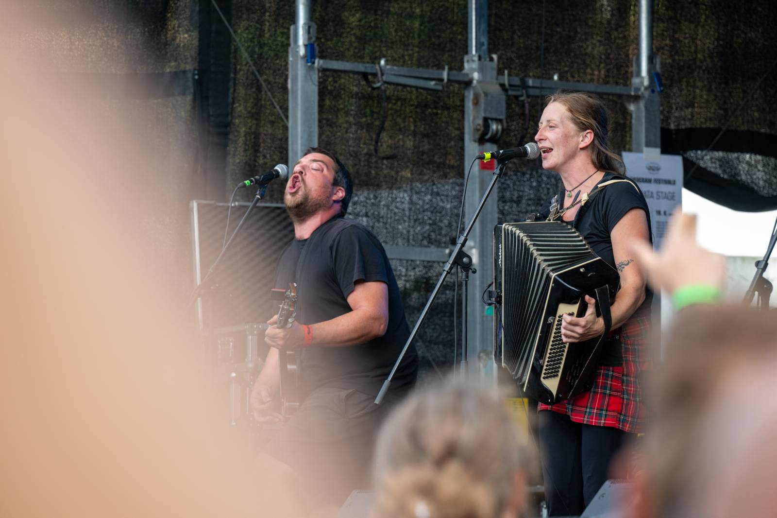 Keltská noc: Pod skokanskými můstky v Harrachově řádili Tři sestry, Harlej, Vypsaná fiXa i Trautenberk