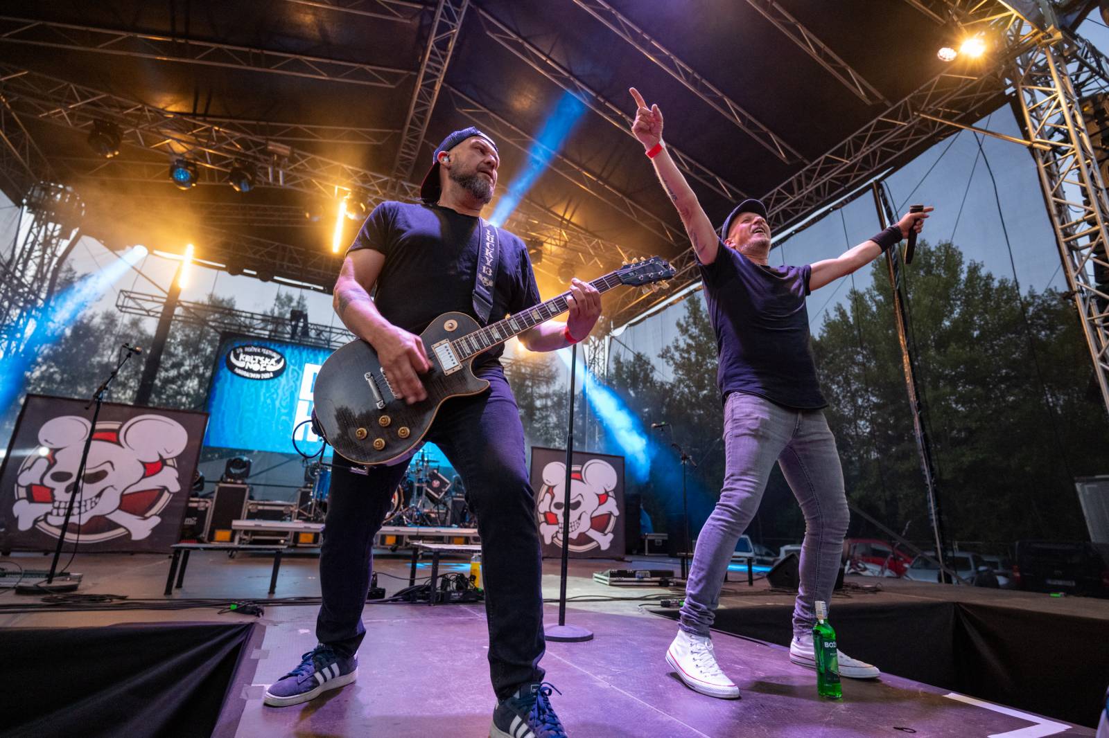 Keltská noc: Pod skokanskými můstky v Harrachově řádili Tři sestry, Harlej, Vypsaná fiXa i Trautenberk