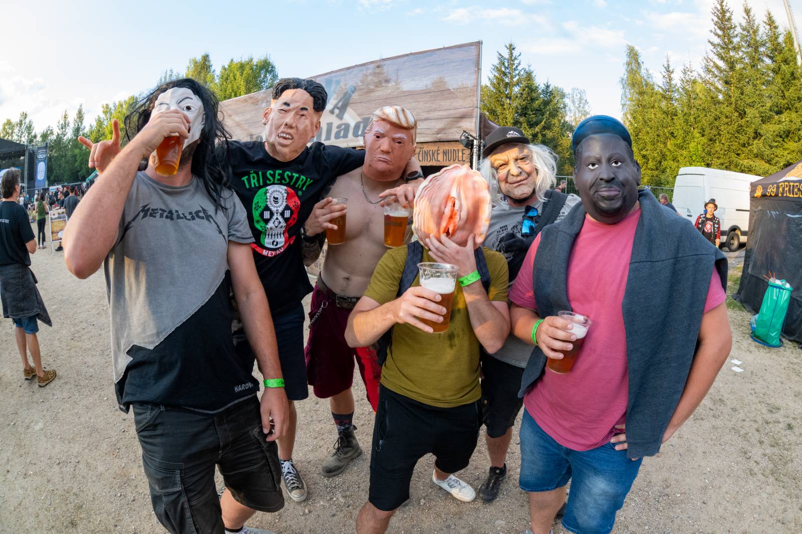 Keltská noc: Pod skokanskými můstky v Harrachově řádili Tři sestry, Harlej, Vypsaná fiXa i Trautenberk