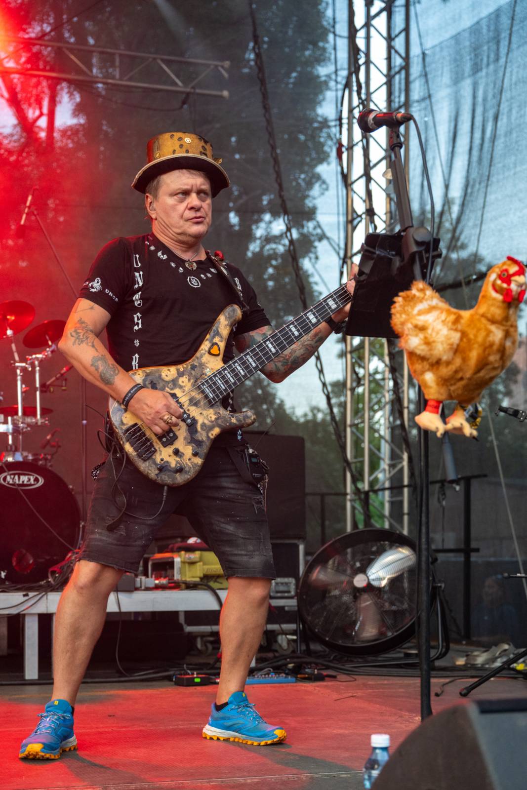 V Ledárnách Braník bylo zase jednou hej. Pražský výběr pod širým nebem zahrál největší hity