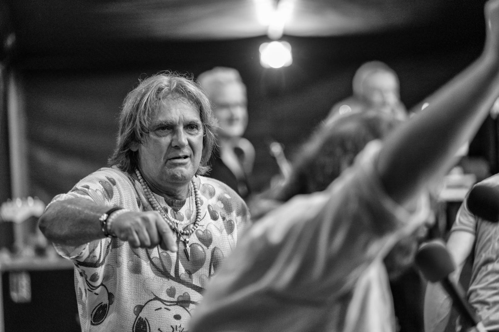 Jako zamlada. J.A.R. měli ve vyprodaných Ledárnách Braník energie na rozdávání