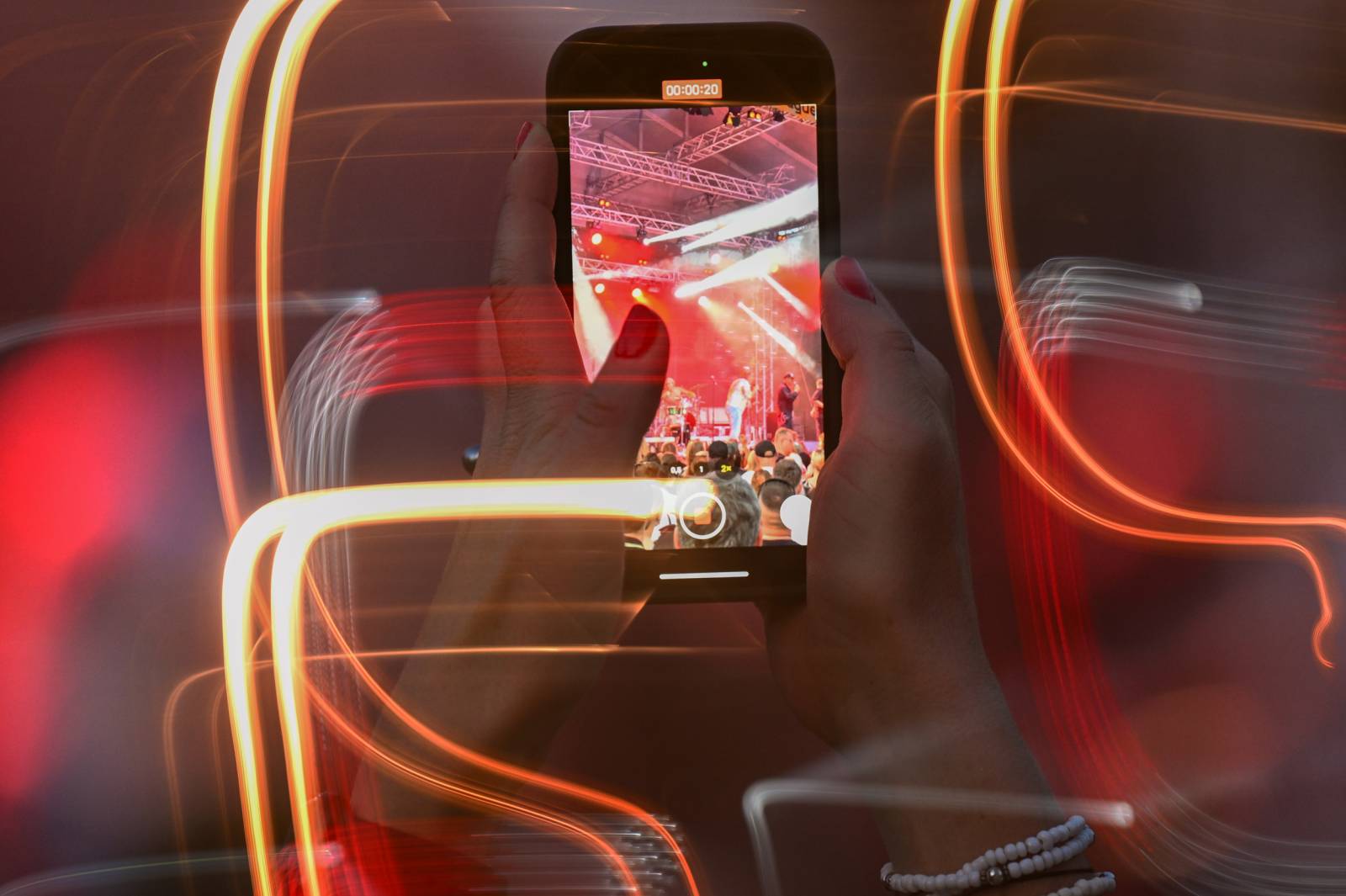 Jako zamlada. J.A.R. měli ve vyprodaných Ledárnách Braník energie na rozdávání