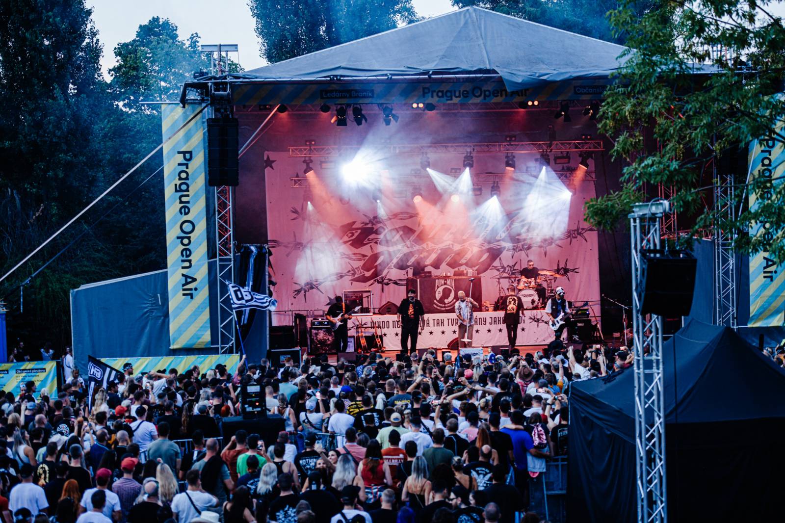 Marpo pokřtil v Ledárnách Braník nové album, hostem byl Refew