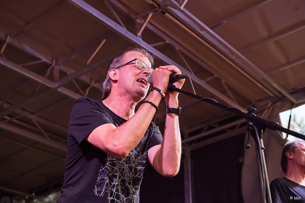 Valcha Fest rozezpíval Plzeň už potřetí, zahráli na něm Absolutní Neklid, Jarda nebo The Aprill