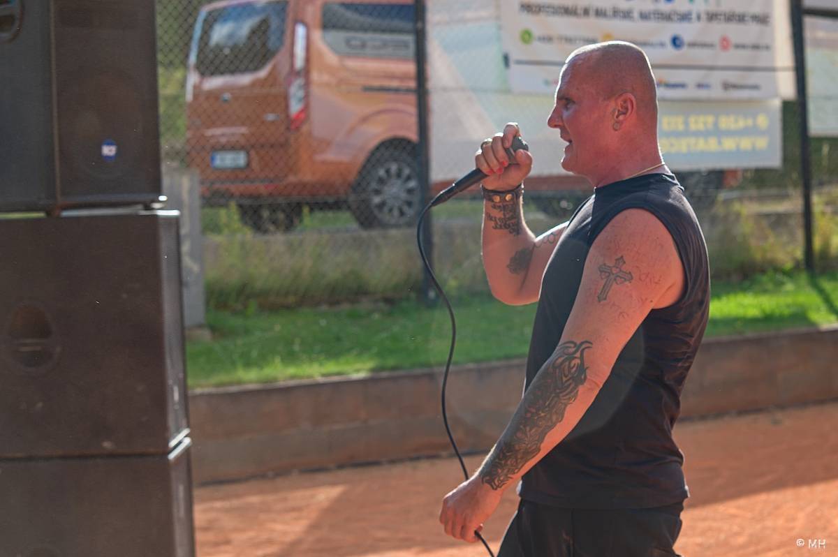 Valcha Fest rozezpíval Plzeň už potřetí, zahráli na něm Absolutní Neklid, Jarda nebo The Aprill