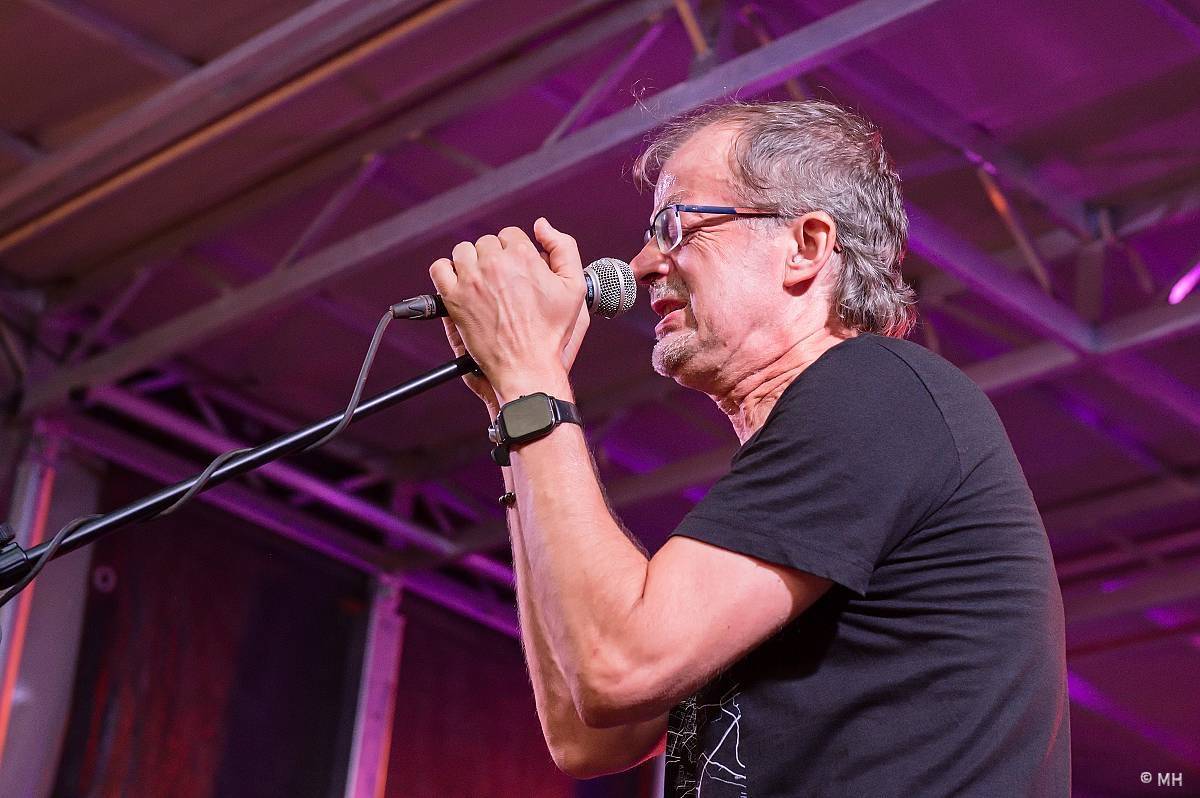 Valcha Fest rozezpíval Plzeň už potřetí, zahráli na něm Absolutní Neklid, Jarda nebo The Aprill