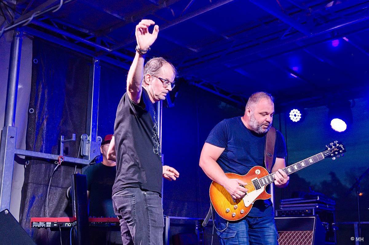 Valcha Fest rozezpíval Plzeň už potřetí, zahráli na něm Absolutní Neklid, Jarda nebo The Aprill