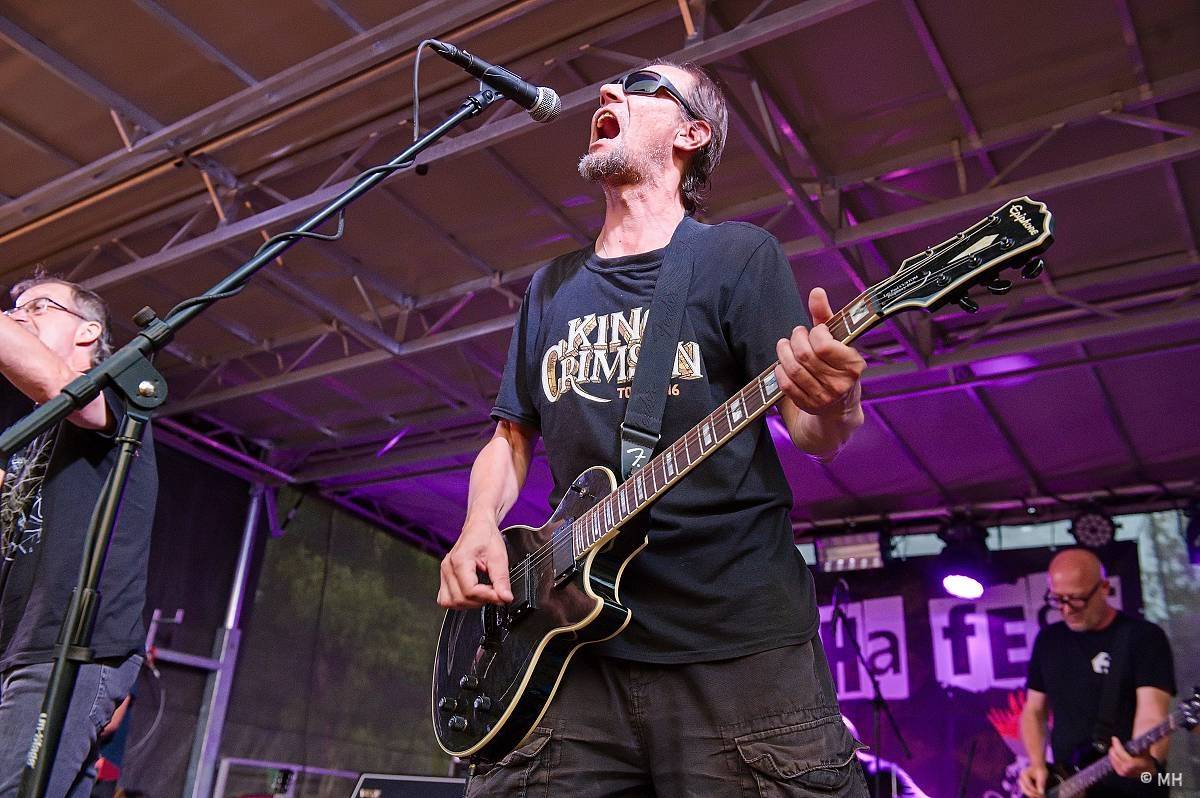 Valcha Fest rozezpíval Plzeň už potřetí, zahráli na něm Absolutní Neklid, Jarda nebo The Aprill