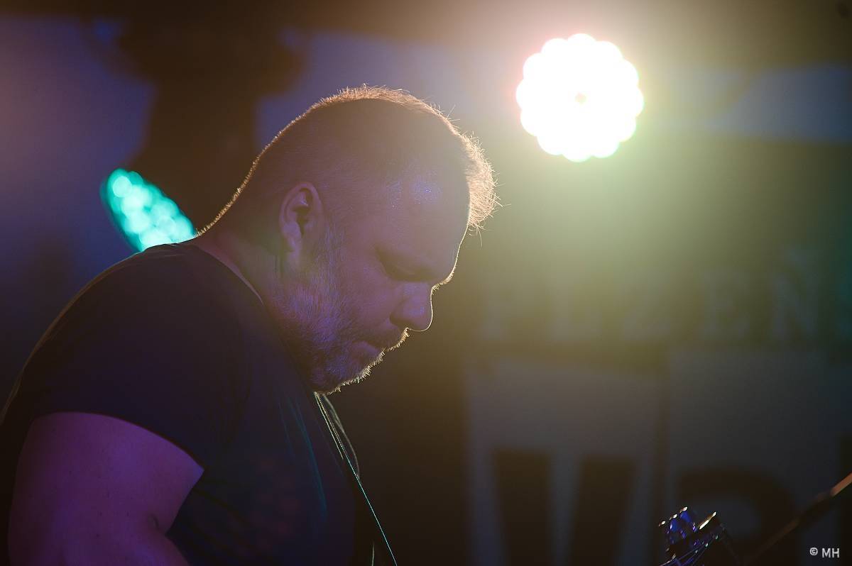 Valcha Fest rozezpíval Plzeň už potřetí, zahráli na něm Absolutní Neklid, Jarda nebo The Aprill