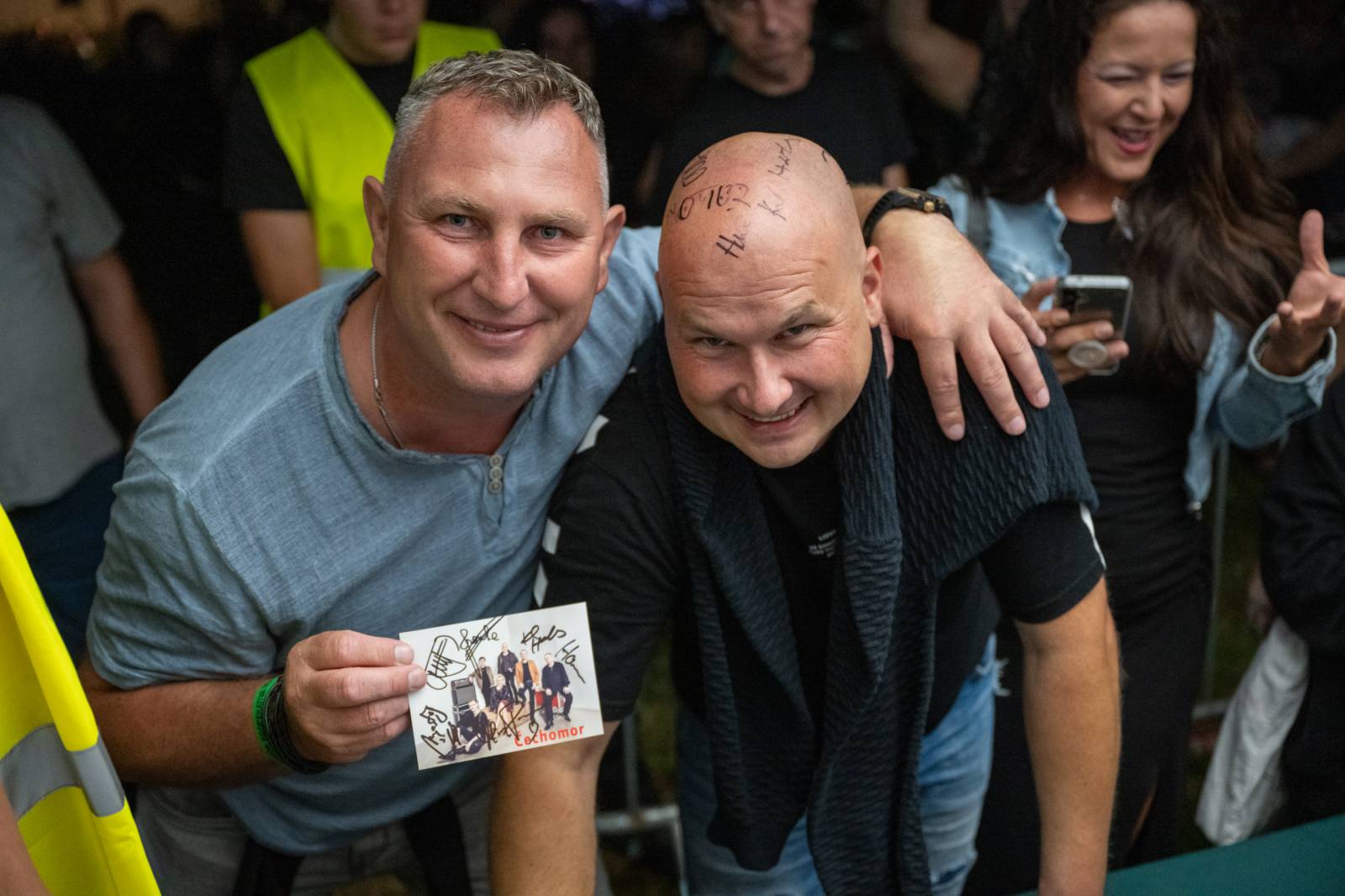 Čechomor zahrál na zámku, v Třešti roztančil celý areál