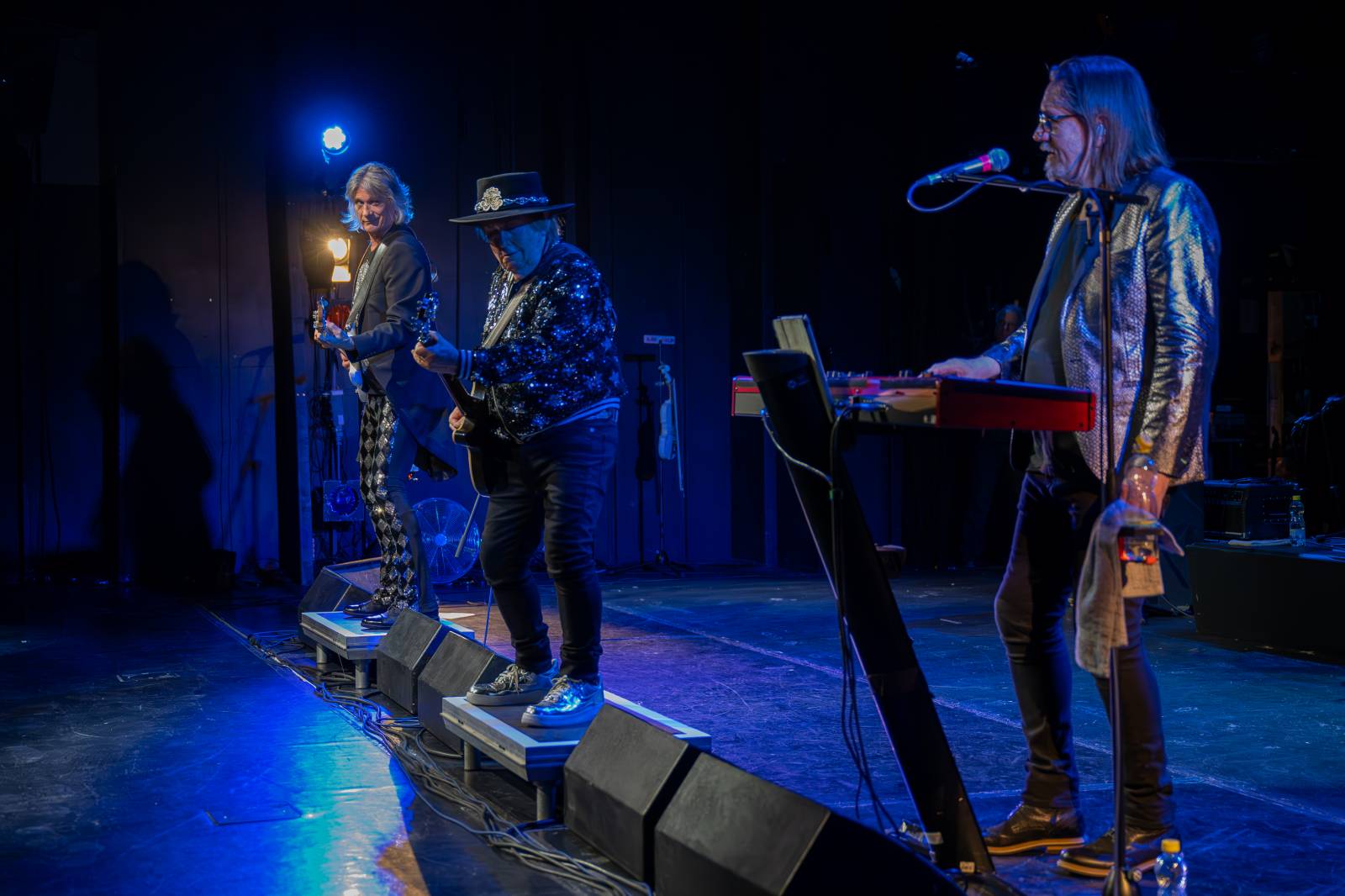 Slade vyprodali pražskou Hybernii, zklamané publikum však z koncertu odcházelo před koncem