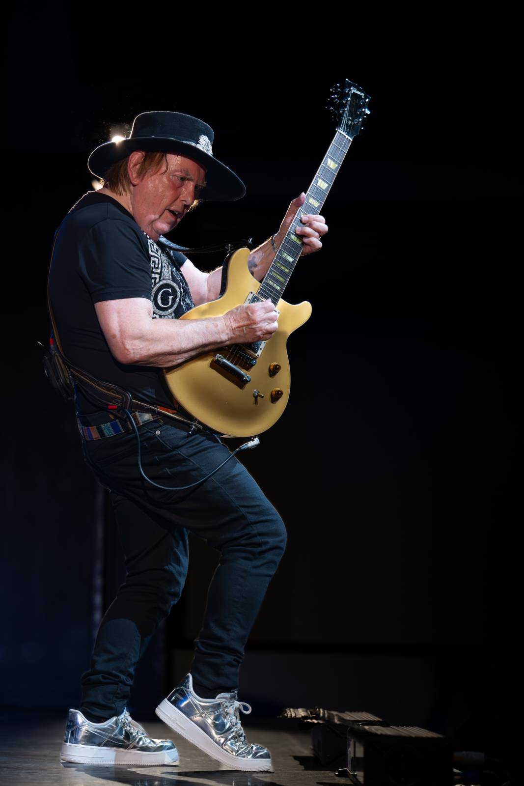 Slade vyprodali pražskou Hybernii, zklamané publikum však z koncertu odcházelo před koncem