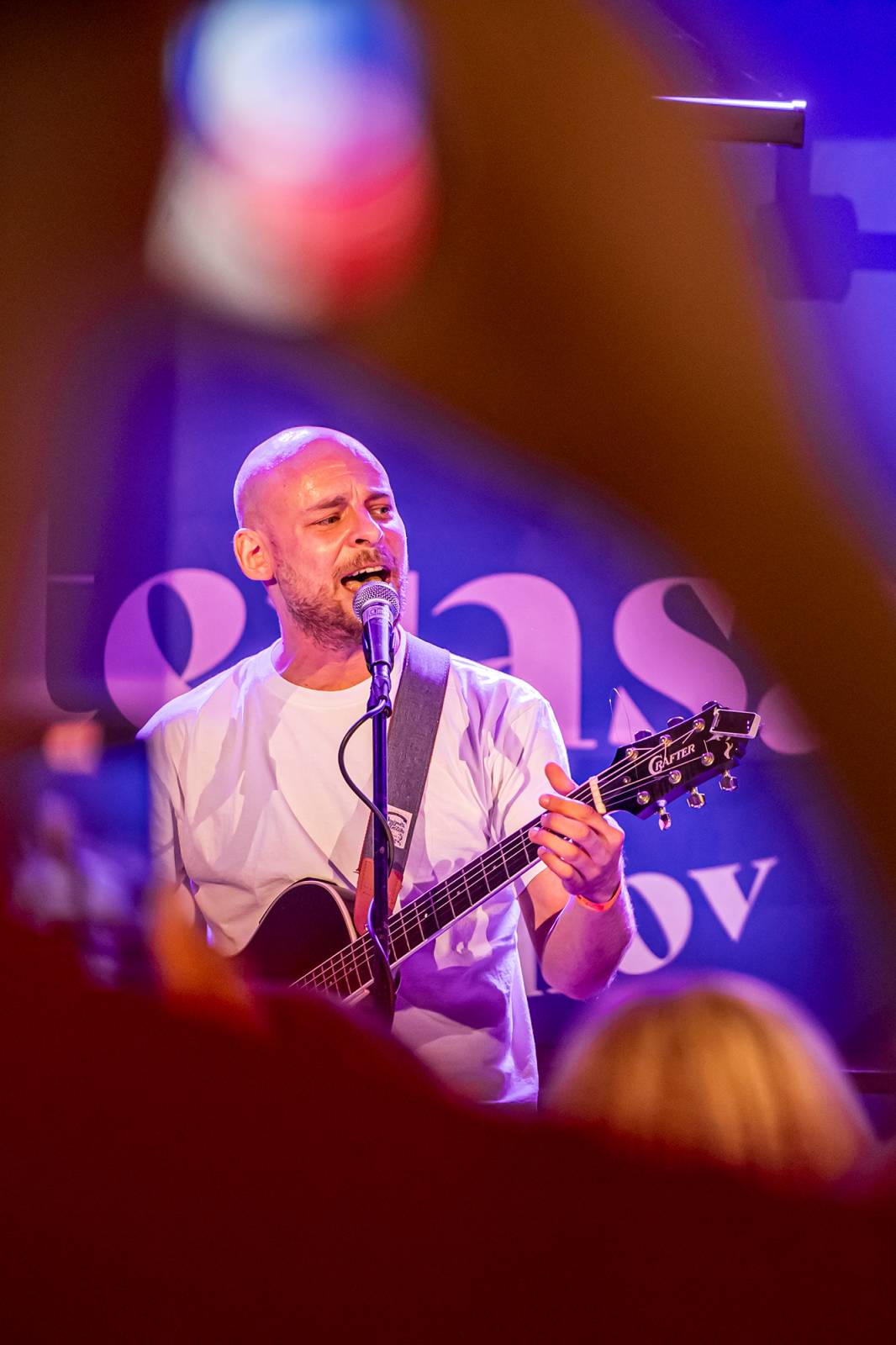 Vojtaano vystoupil pod širým nebem na Terase Smíchov