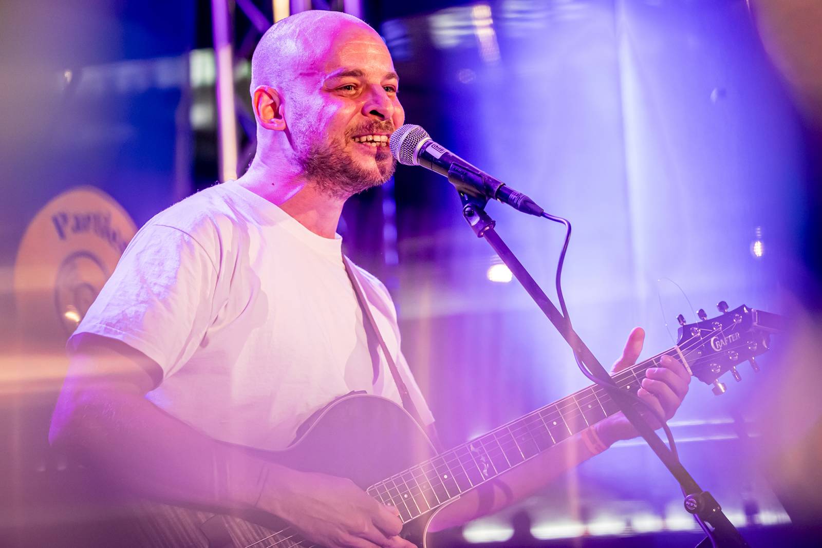 Vojtaano vystoupil pod širým nebem na Terase Smíchov