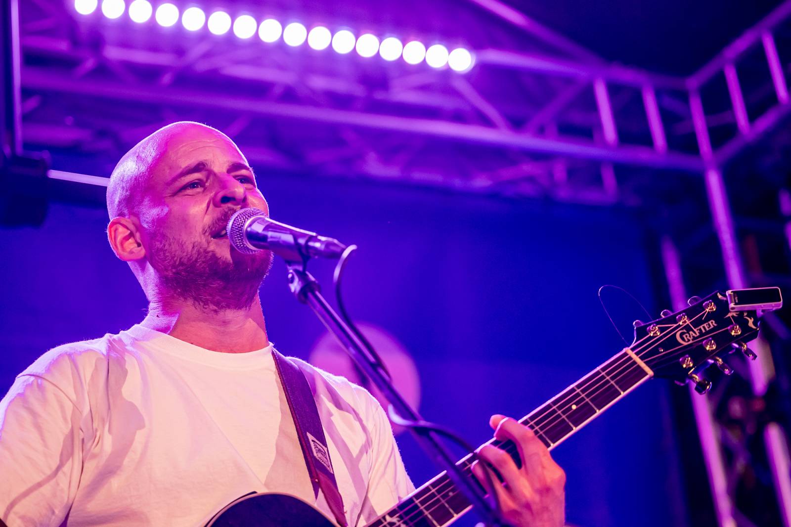 Vojtaano vystoupil pod širým nebem na Terase Smíchov