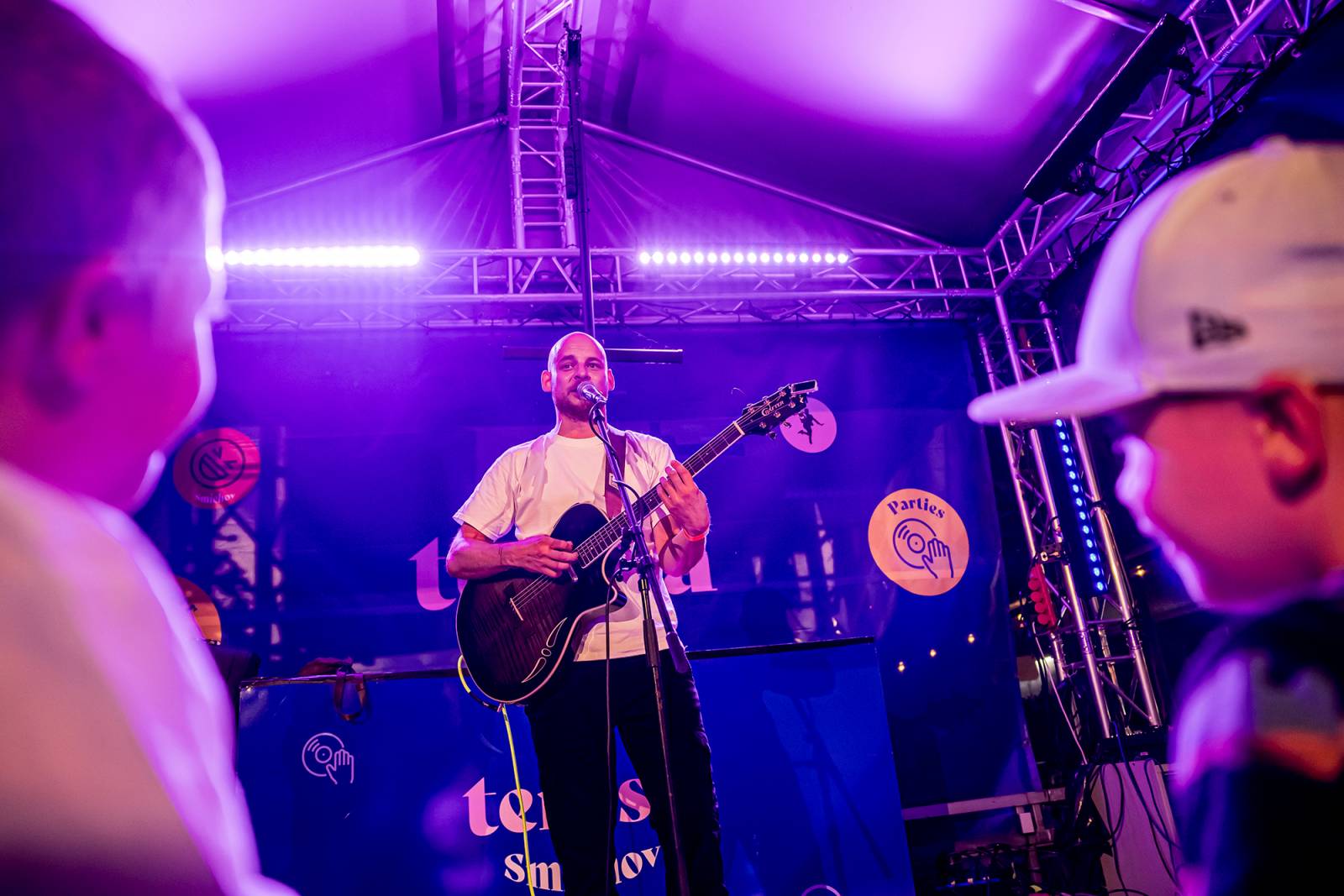 Vojtaano vystoupil pod širým nebem na Terase Smíchov