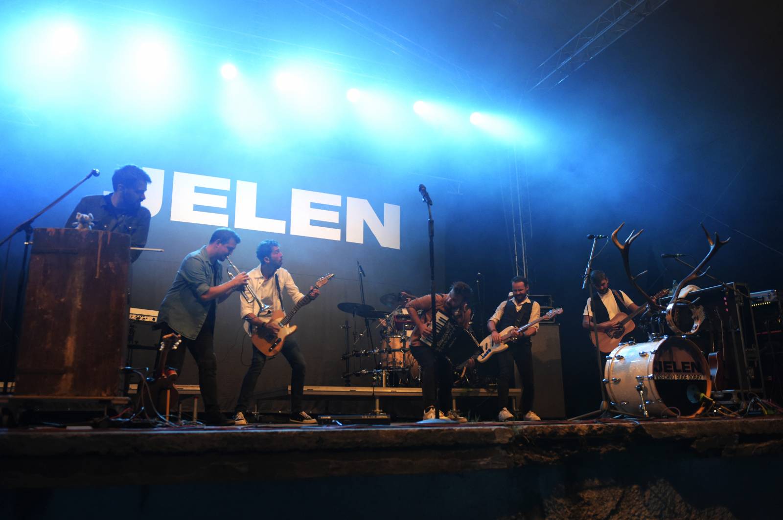 Jelen si podmanil Příbram, publikum bavili také Sofian Medjmedj a Poetika