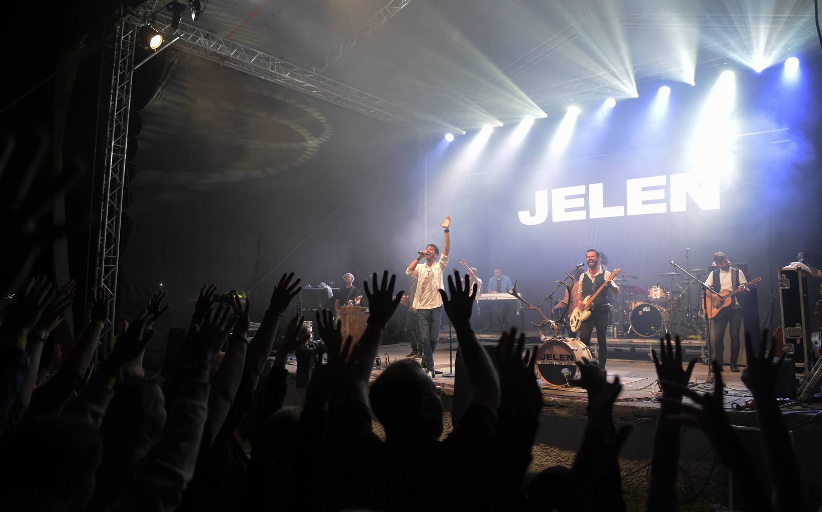 Jelen si podmanil Příbram, publikum bavili také Sofian Medjmedj a Poetika