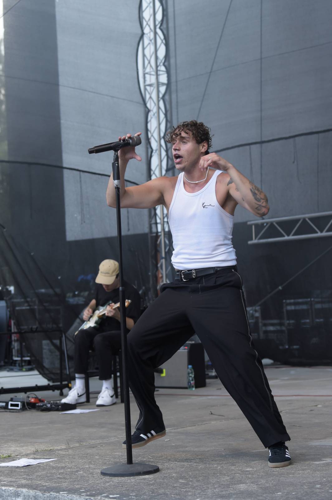 Jelen si podmanil Příbram, publikum bavili také Sofian Medjmedj a Poetika