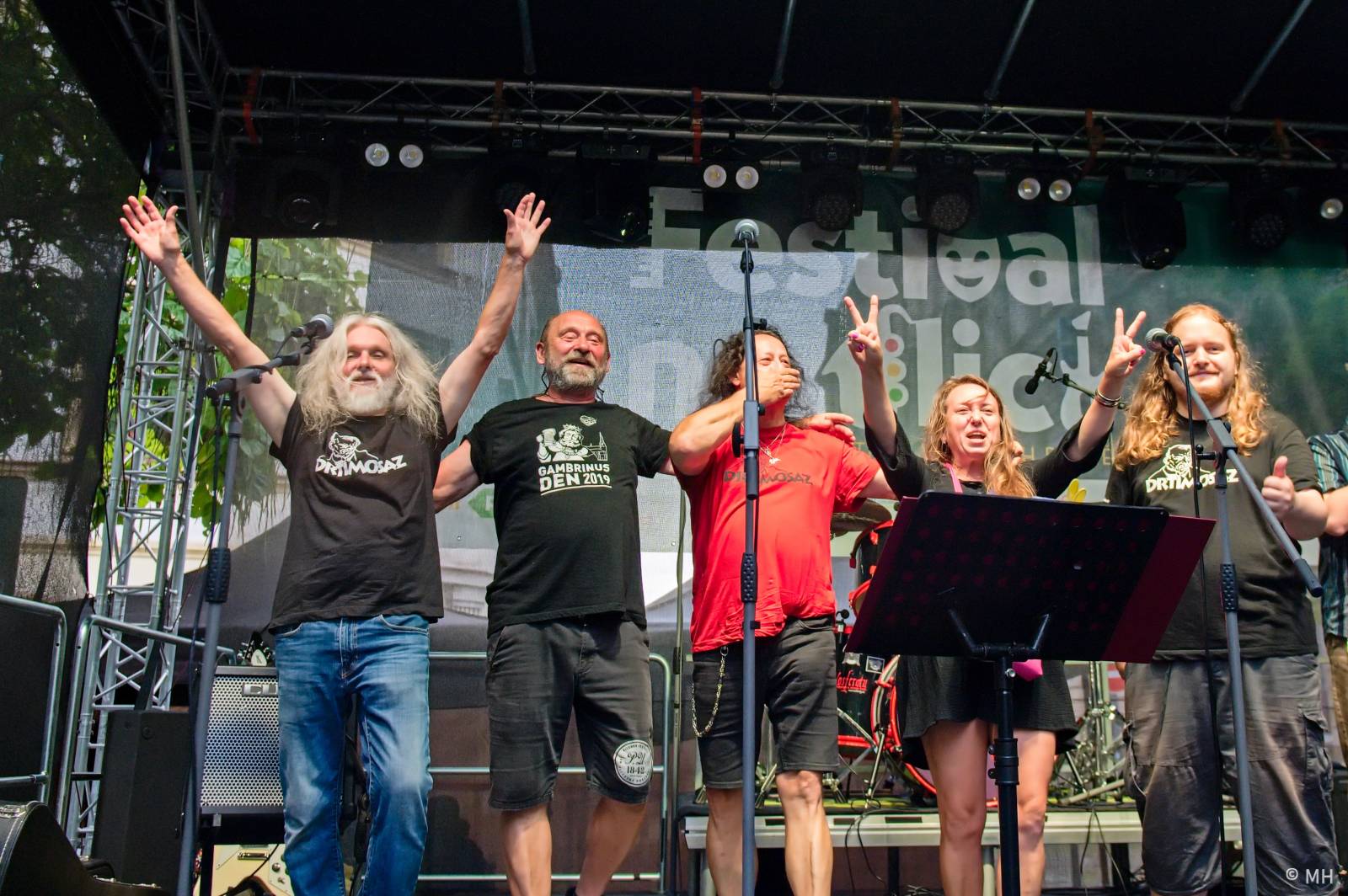 Pan Lynx, Absolutní neklid, Zlo z Jihu nebo Znouzectnost. Festival na ulici bavil Plzeň s více než 140 vystoupeními