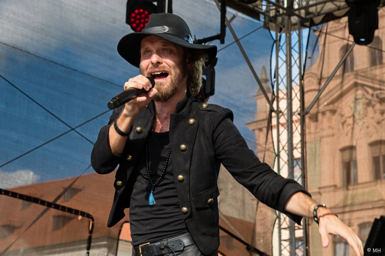 Pan Lynx, Absolutní neklid, Zlo z Jihu nebo Znouzectnost. Festival na ulici bavil Plzeň s více než 140 vystoupeními