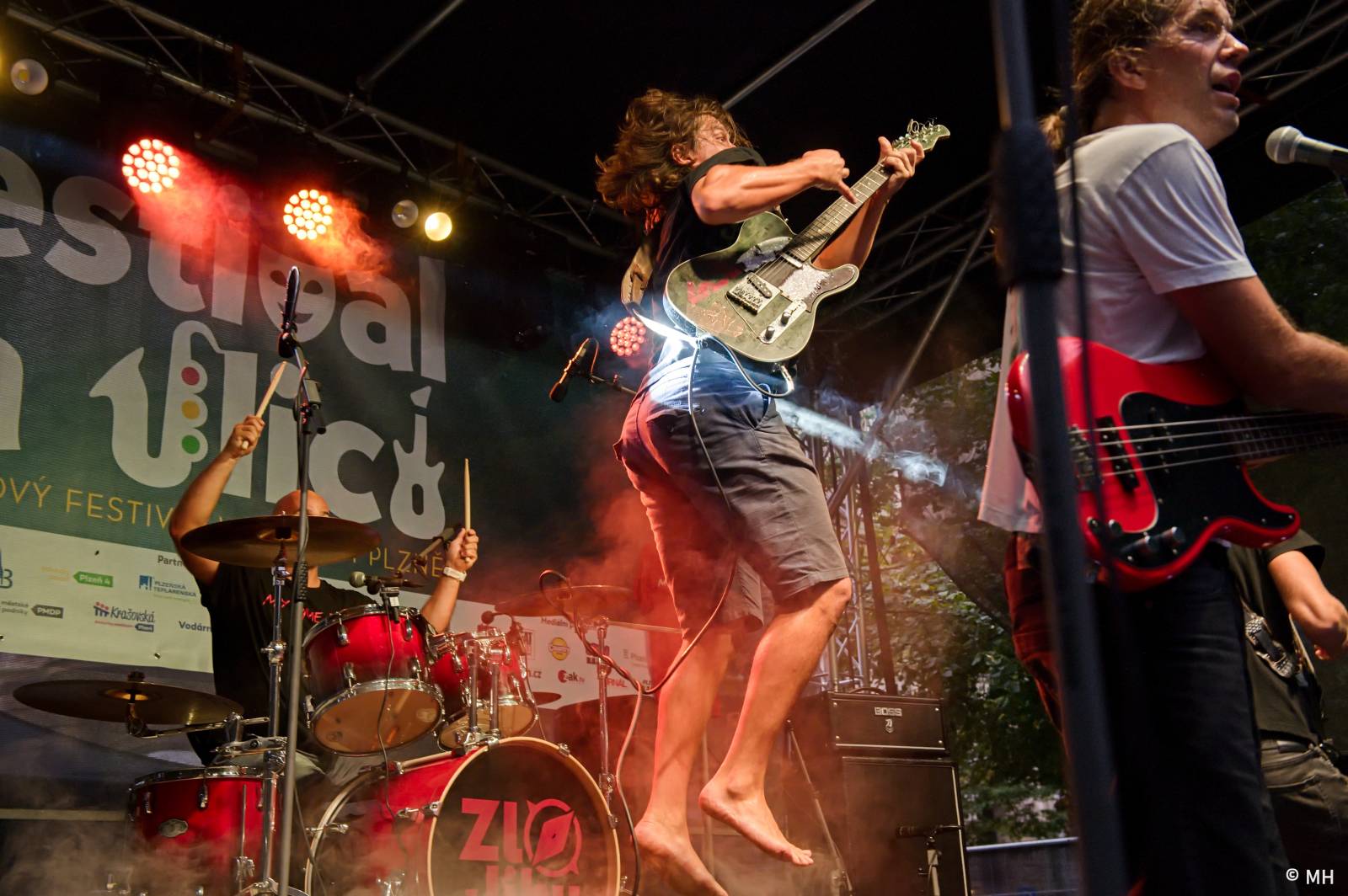 Pan Lynx, Absolutní neklid, Zlo z Jihu nebo Znouzectnost. Festival na ulici bavil Plzeň s více než 140 vystoupeními