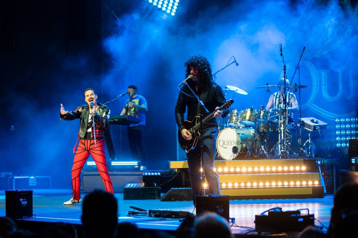 Queenie zakončili v Brně turné k osmnáctým narozeninám