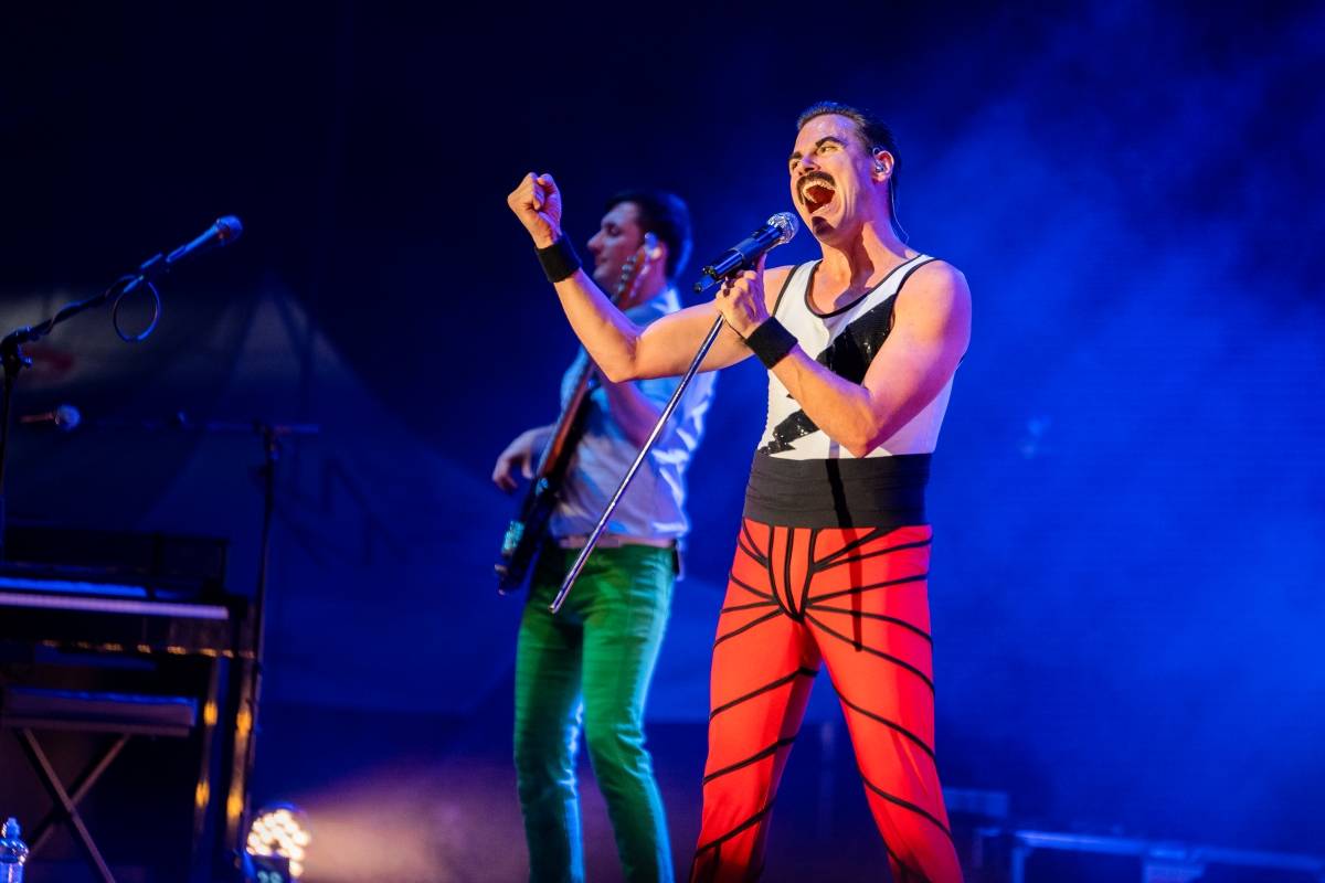 Queenie zakončili v Brně turné k osmnáctým narozeninám