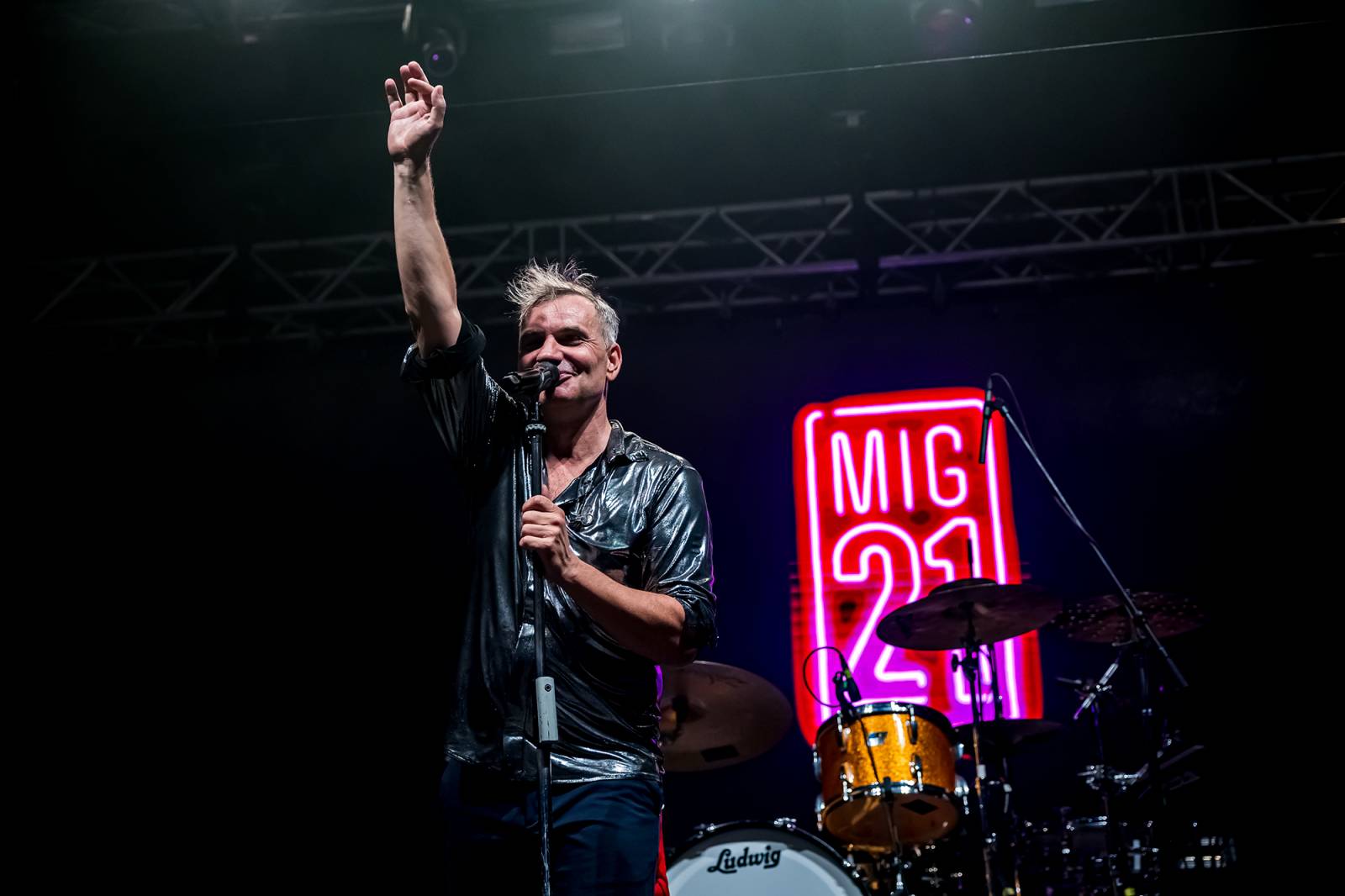 Mig 21 vyprodali Ledárny Braník, fanoušci si mohli vyzpívat plíce