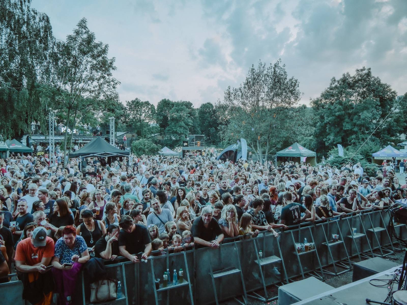 Mig 21 vyprodali Ledárny Braník i podruhé