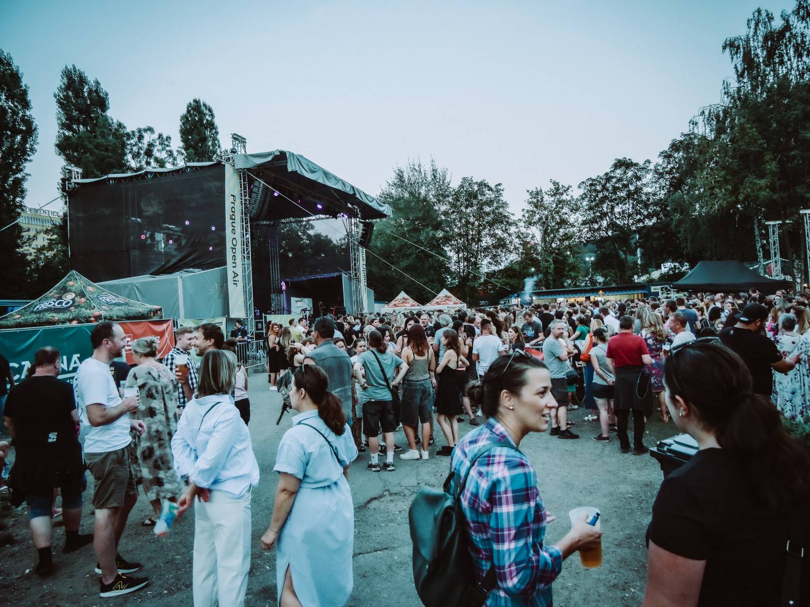 Mig 21 vyprodali Ledárny Braník i podruhé