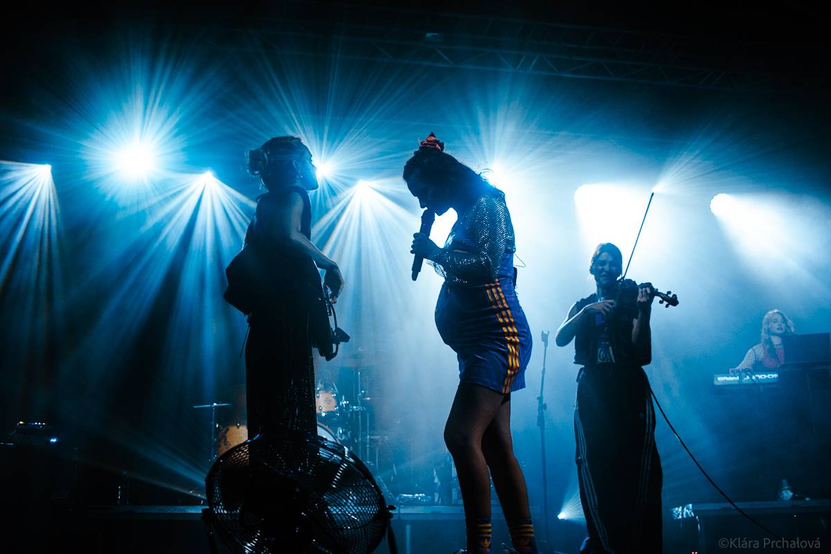 Vesna má za sebou poslední letošní samostatný koncert, vystoupila na Občanské plovárně