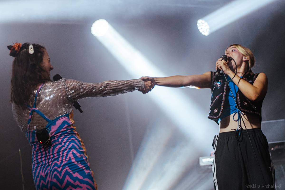 Vesna má za sebou poslední letošní samostatný koncert, vystoupila na Občanské plovárně