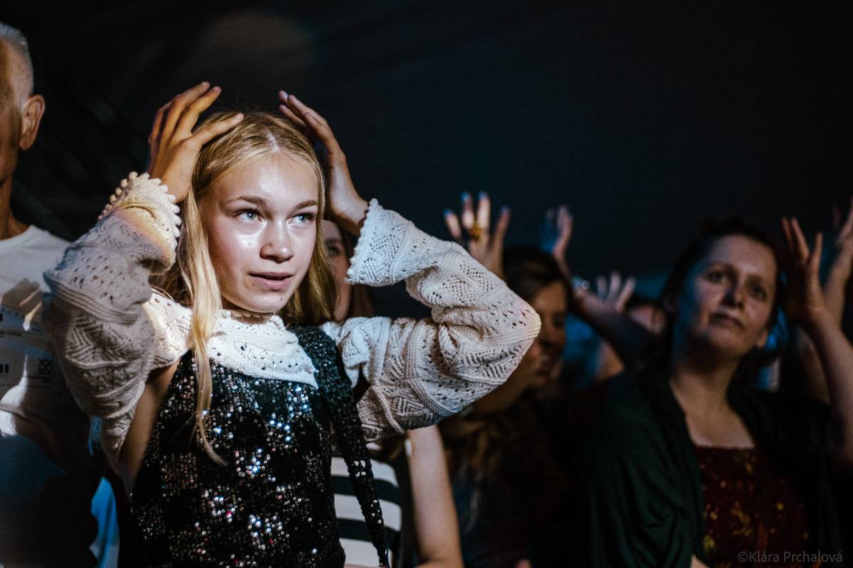 Vesna má za sebou poslední letošní samostatný koncert, vystoupila na Občanské plovárně