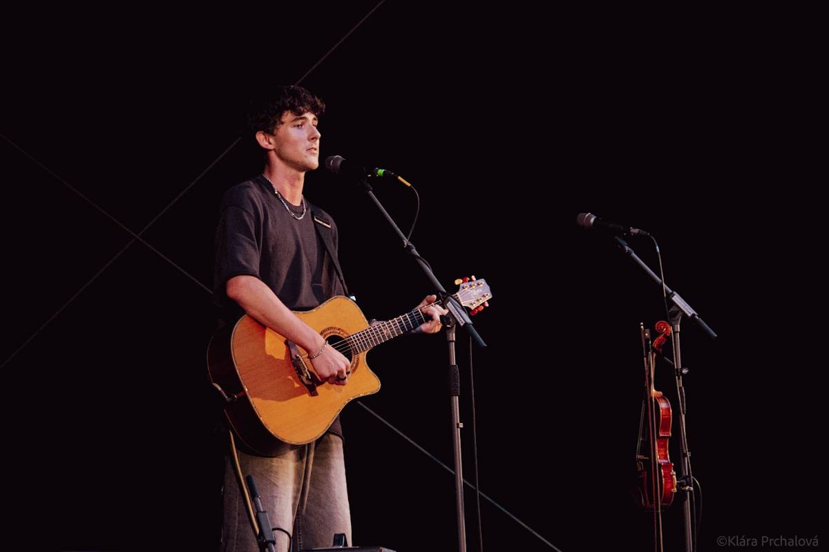 Vesna má za sebou poslední letošní samostatný koncert, vystoupila na Občanské plovárně