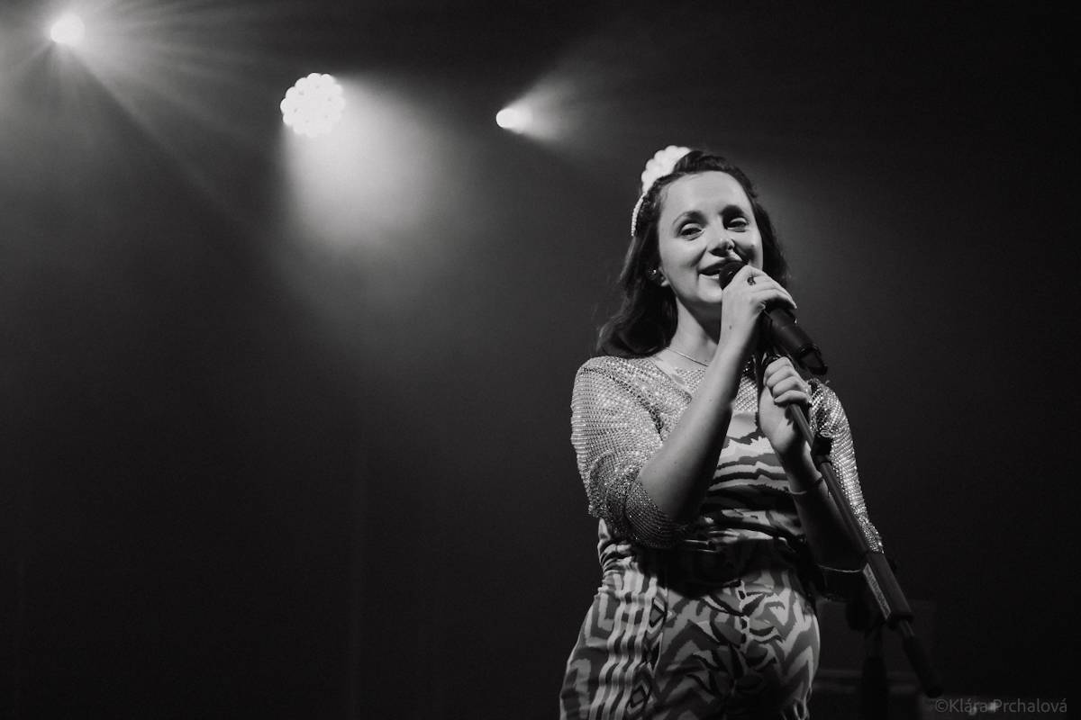 Vesna má za sebou poslední letošní samostatný koncert, vystoupila na Občanské plovárně